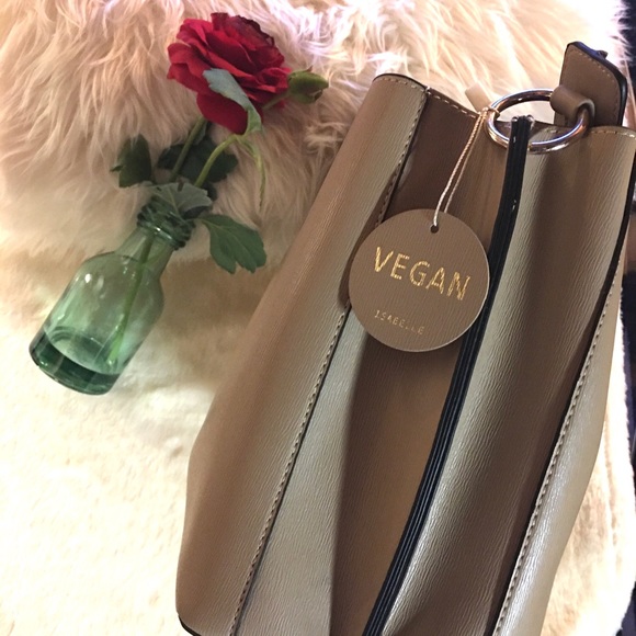 Taupe VeGan handbag. - Picture 8 of 8